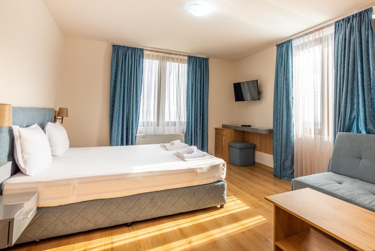 Eco Hotel Momata Kolarovo Kültér fotó