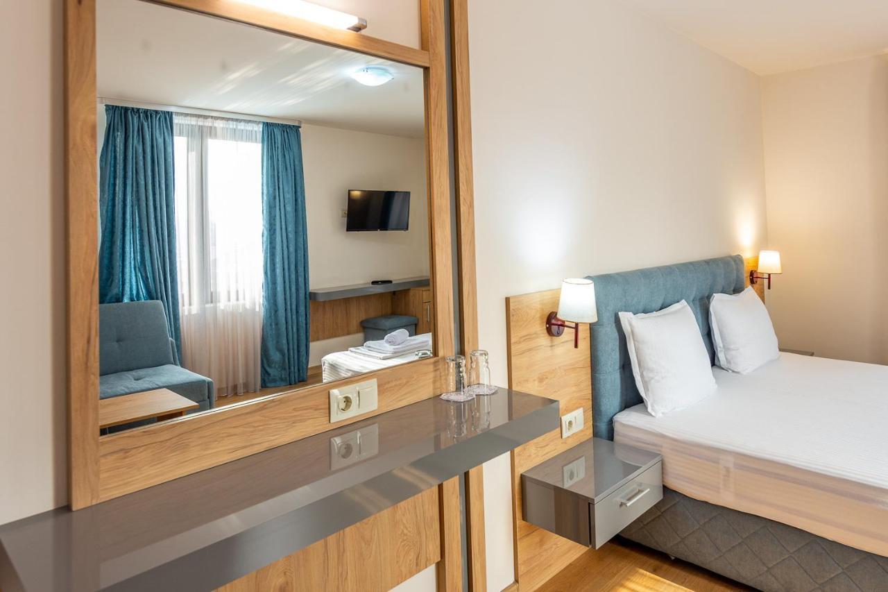 Eco Hotel Momata Kolarovo Kültér fotó