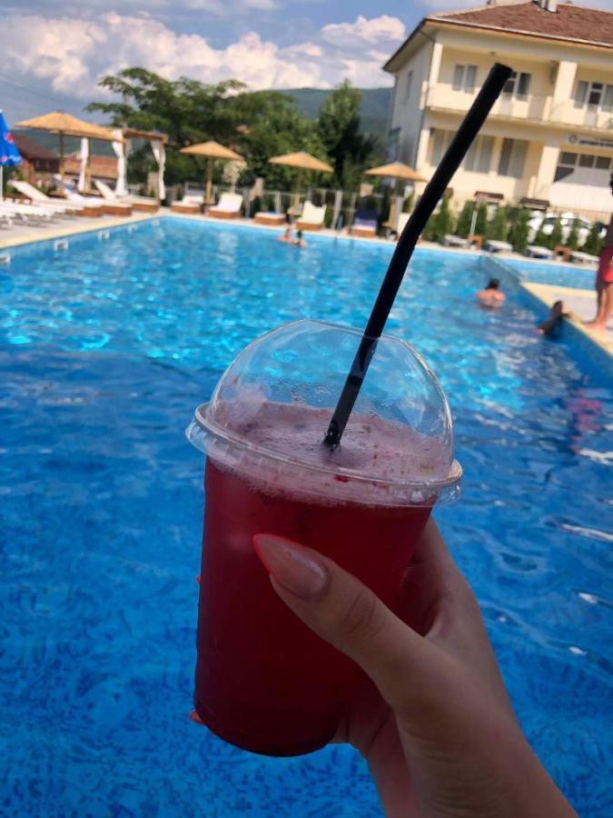 Eco Hotel Momata Kolarovo Kültér fotó